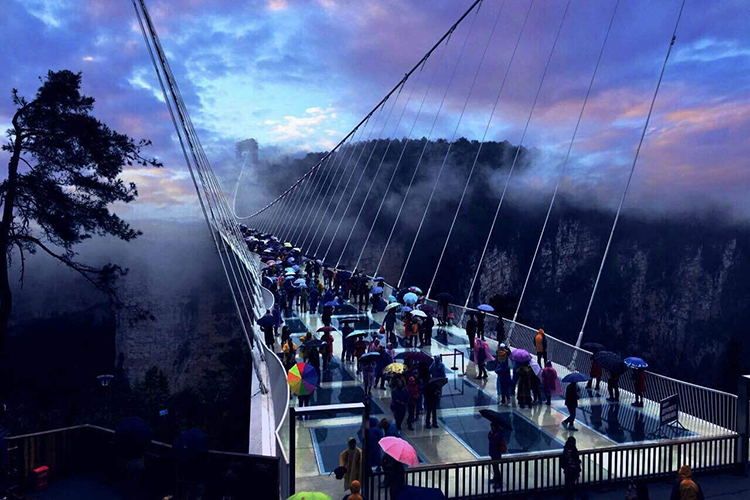 長沙出發(fā)到張家界玻璃橋、天門山、玻璃棧道、鳳凰古城3日游